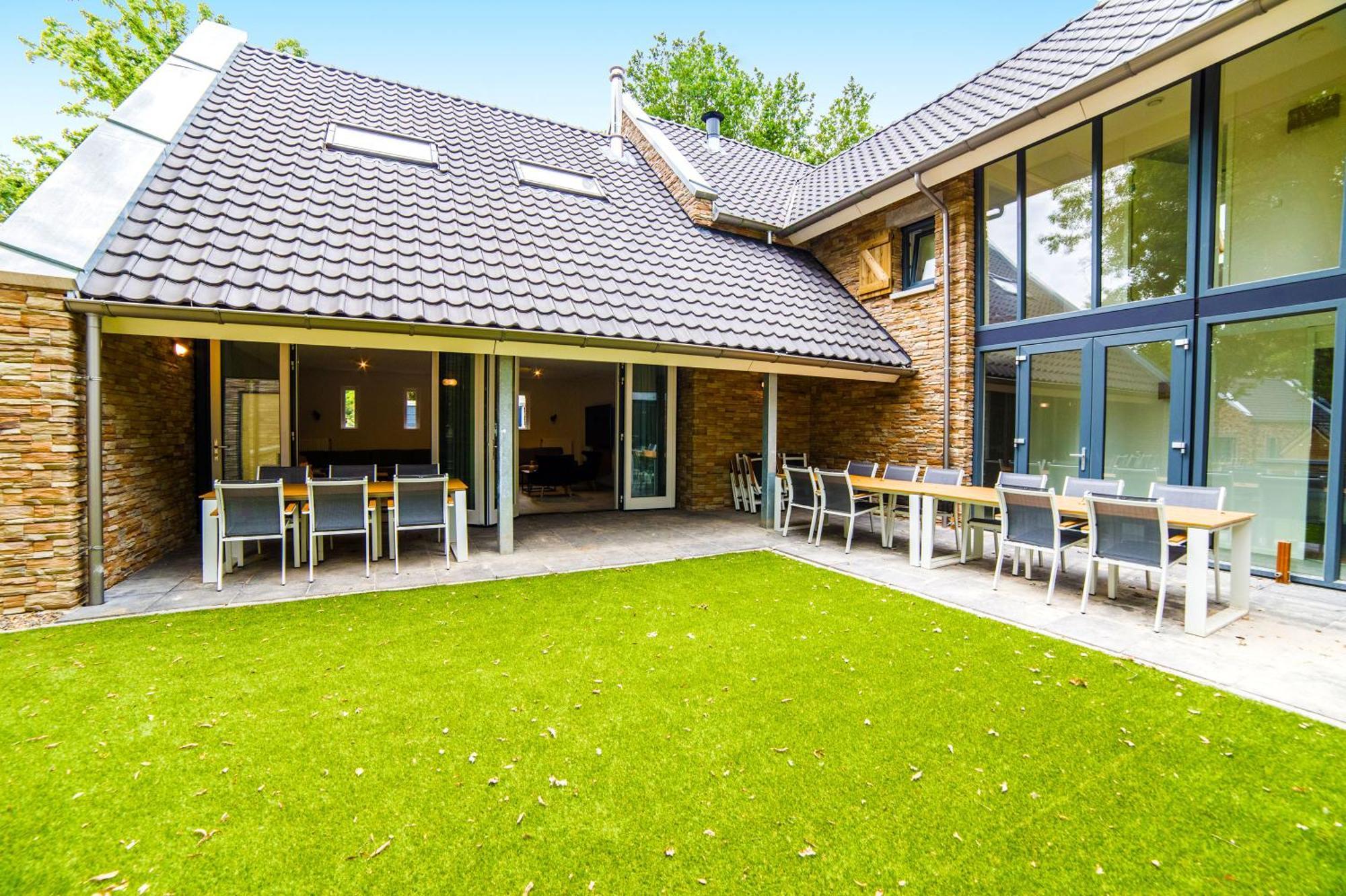 Dormio Resort Maastricht Exterior photo
